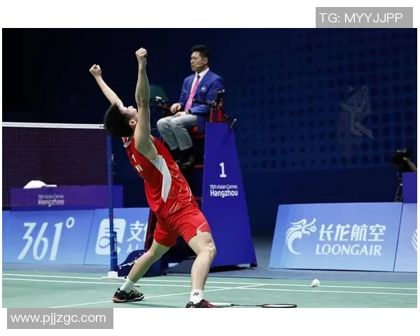 羽毛球战术解析：杭州羽毛球队如何巧妙运用边路渗透技巧